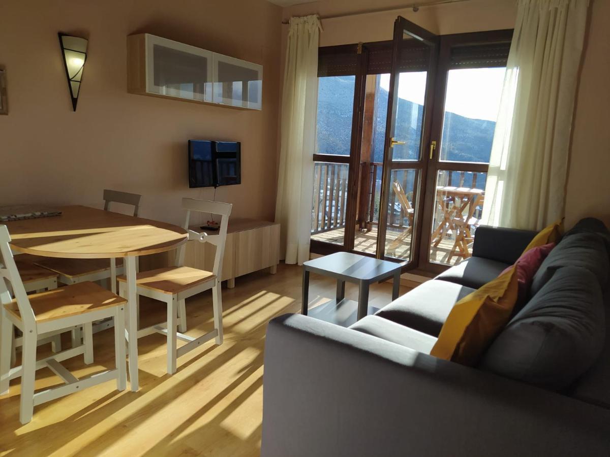 Apartamentos Ball Benas Edificio Prados De Velarta Cerler Eksteriør bilde